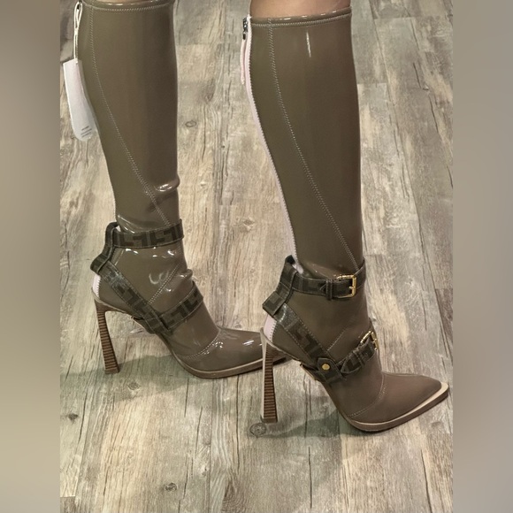 Fendi Neoprene boots - Picture 2 of 14